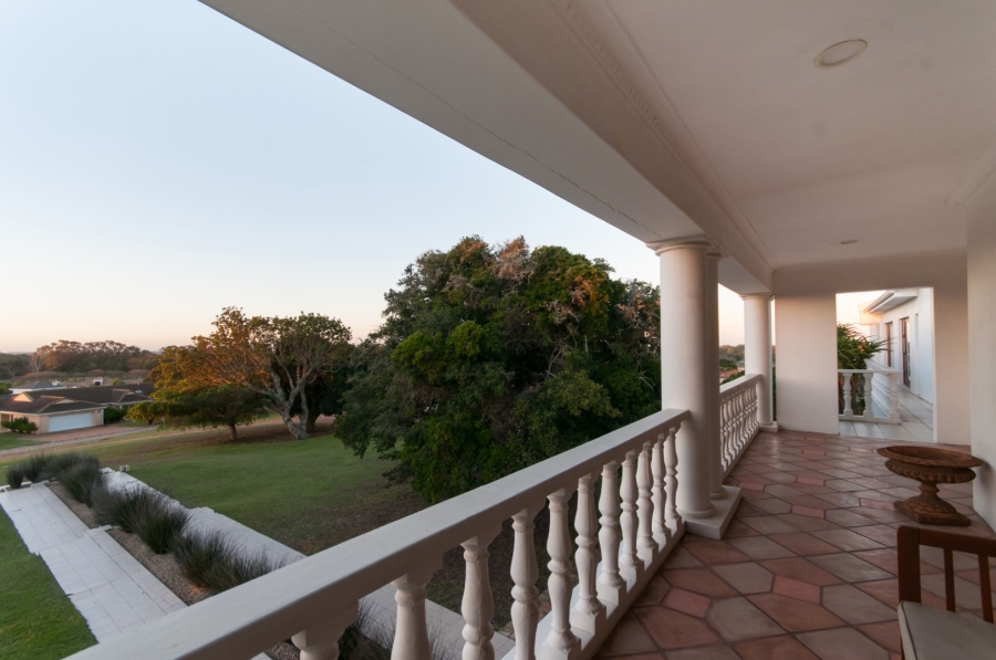 6 Bedroom Property for Sale in Walmer Heights Eastern Cape